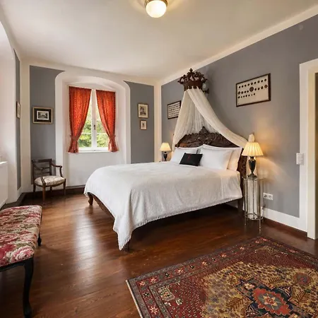 Historic Baroque - Old Rectory Eggersberg With Dali Bathroom